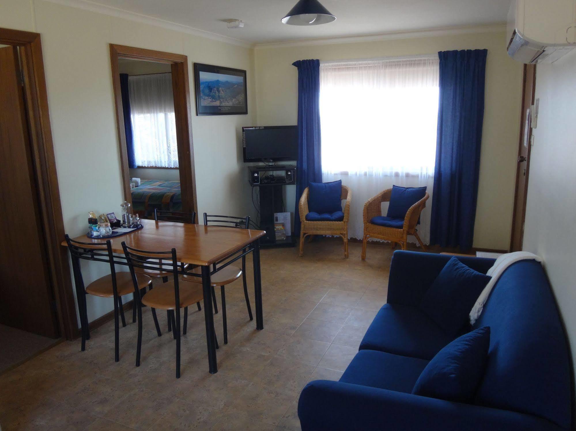 Windana Cottages Hawker Bagian luar foto